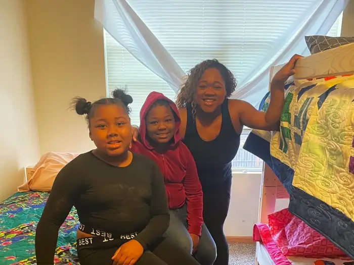eight-year-old Alianna, seven-year-old Alaina, and five-year-old Annalah