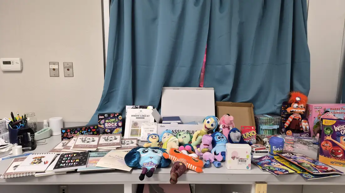 Variety Photo 12 23 25