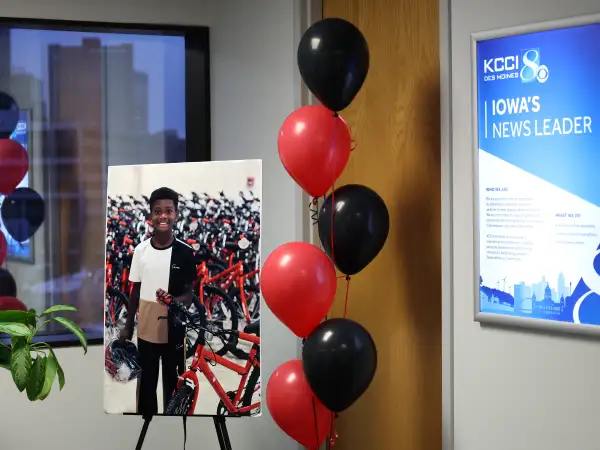 Red Party 2026 Image #1